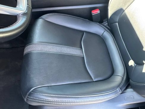 Used 2025 Honda Pilot EX-L image 28