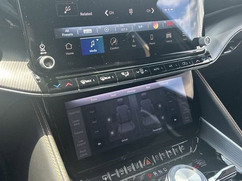 Used 2024 Jeep Grand Wagoneer Series III w/ Quick Order Packagew 28T image 31