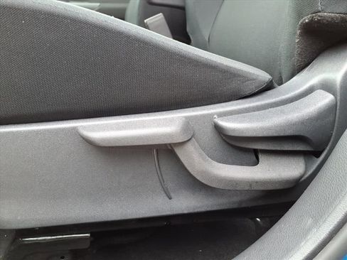 Used 2024 Nissan Kicks S image 25