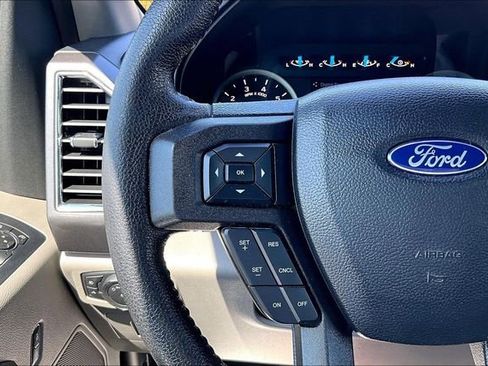 Used 2016 Ford F150 XLT w/ Equipment Group 302A Luxury image 12