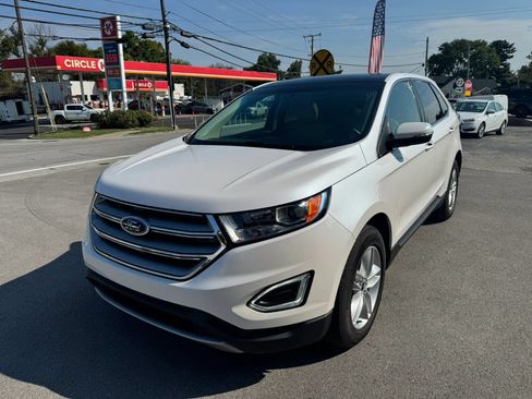Used 2016 Ford Edge SEL w/ Equipment Group 201A FWD image 3