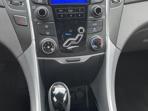 Used 2012 Hyundai Sonata GLS image 18