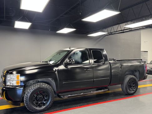 Used 2008 Chevrolet Silverado 1500 LT w/ Texas Edition image 3