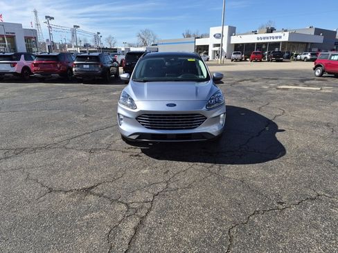 Used 2022 Ford Escape Titanium w/ Titanium Elite Package image 8