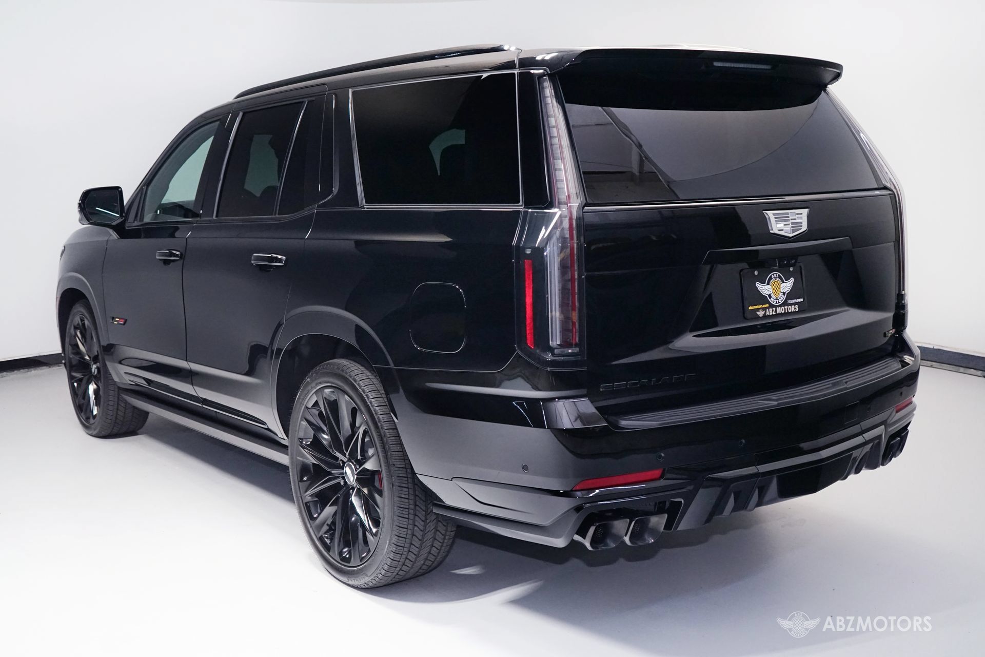Used 2026 Cadillac Escalade V AWD/4WD image 6