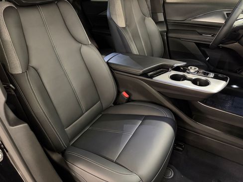 Certified 2024 Cadillac Lyriq Tech RWD image 48