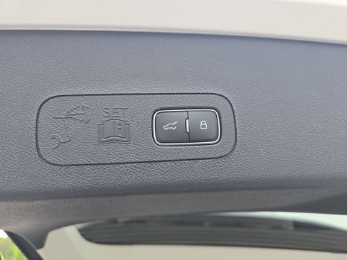 New 2026 Lincoln Aviator AWD image 13