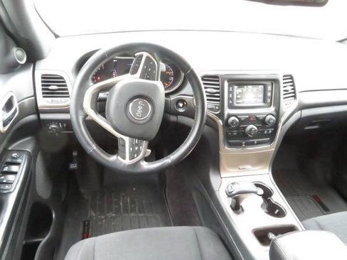 Used 2015 Jeep Grand Cherokee Laredo w/ Quick Order Package 23E AWD/4WD image 11