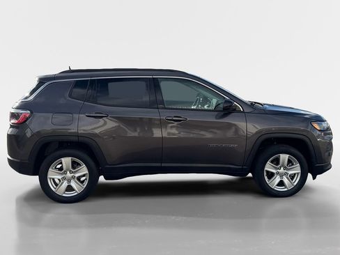 Used 2022 Jeep Compass Latitude w/ Convenience Group image 6
