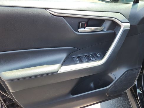 Certified 2024 Toyota RAV4 XLE FWD image 10