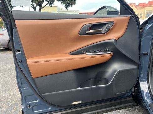 New 2026 Toyota Crown Signia image 39