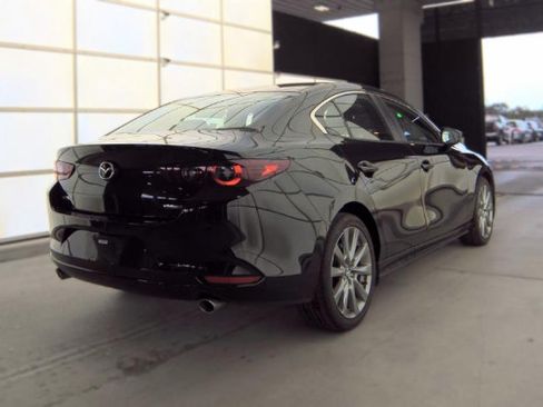Used 2025 MAZDA MAZDA3 s FWD image 2