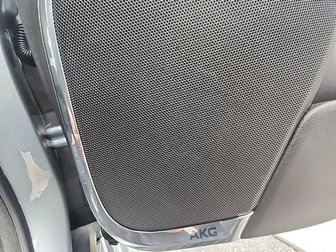 Used 2025 Cadillac Escalade V image 19