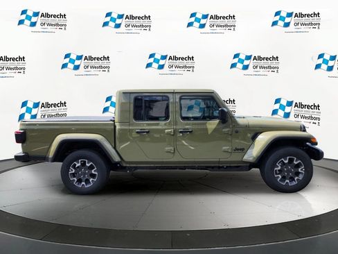 New 2026 Jeep Gladiator Sport AWD/4WD image 6