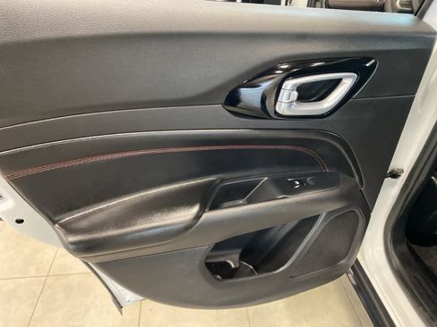 Used 2025 Jeep Compass Trailhawk image 26