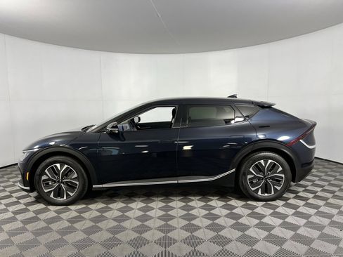 Used 2024 Kia EV6 Light image 10