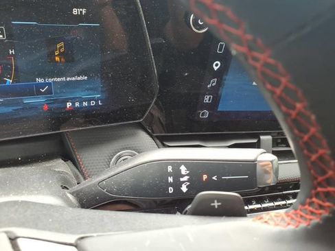 Used 2025 Chevrolet Equinox RS w/ Safety and Technology Package AWD/4WD image 20