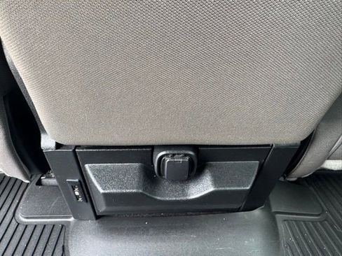 Used 2019 Ford F150 XLT w/ Equipment Group 302A Luxury AWD/4WD image 21