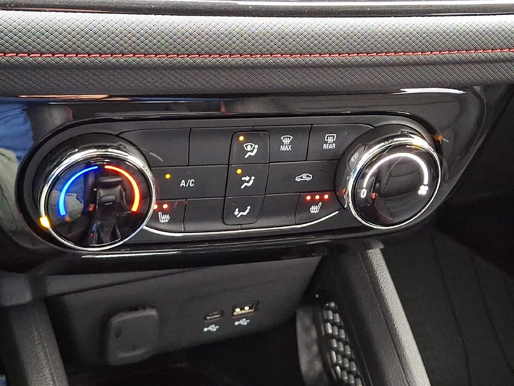 Certified 2024 Chevrolet TrailBlazer RS AWD/4WD image 18
