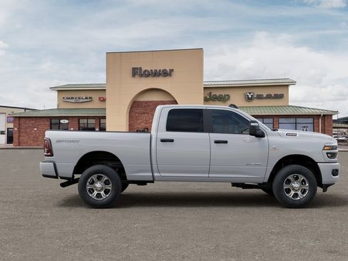 New 2025 RAM 2500 Big Horn AWD/4WD image 23