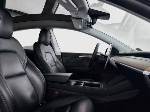 Used 2022 Tesla Model Y Performance AWD/4WD image 6