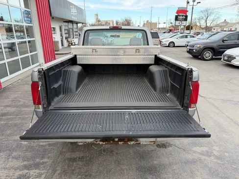 Used 1994 Ford F150 4x4 Regular Cab image 5