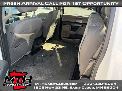 Used 2016 Ford F150 XLT w/ Equipment Group 302A Luxury AWD/4WD image 7