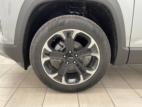 New 2026 Chevrolet Equinox LT w/ Convenience Package II AWD/4WD image 7
