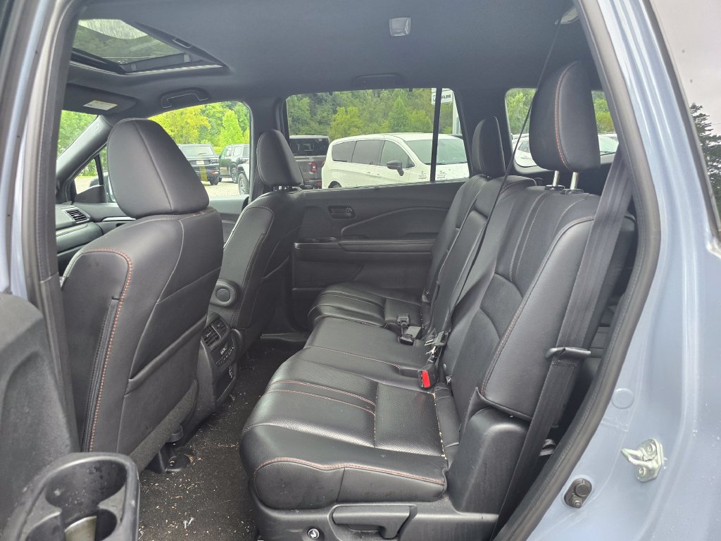 Used 2022 Honda Pilot TrailSport image 10