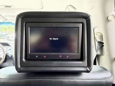 Used 2016 INFINITI QX80 4WD w/ 22" Wheel Package image 23