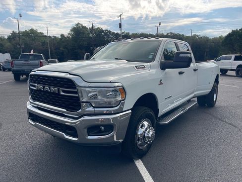 Used 2024 RAM 3500 Big Horn image 3