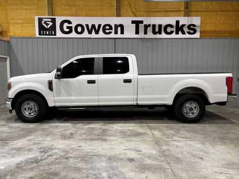 Used 2019 Ford F250 XL w/ Power Equipment Group RWD image 2