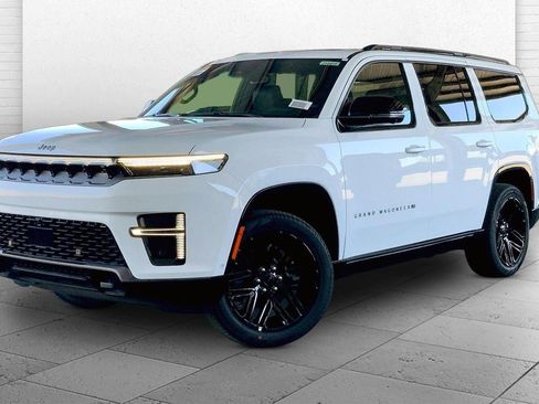 New 2026 Jeep Grand Wagoneer Limited AWD/4WD image 2