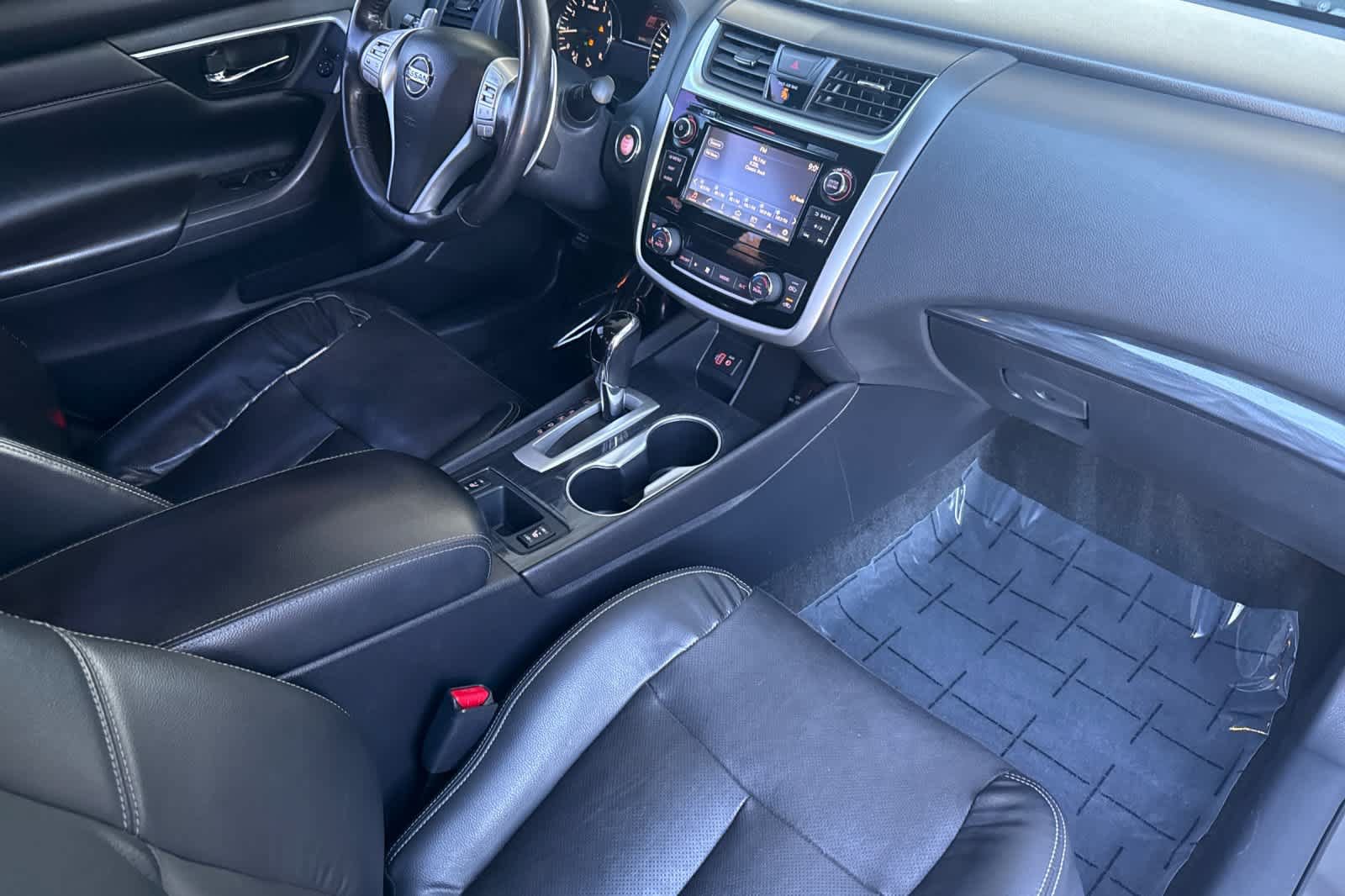 Used 2018 Nissan Altima 3.5 SL FWD image 15