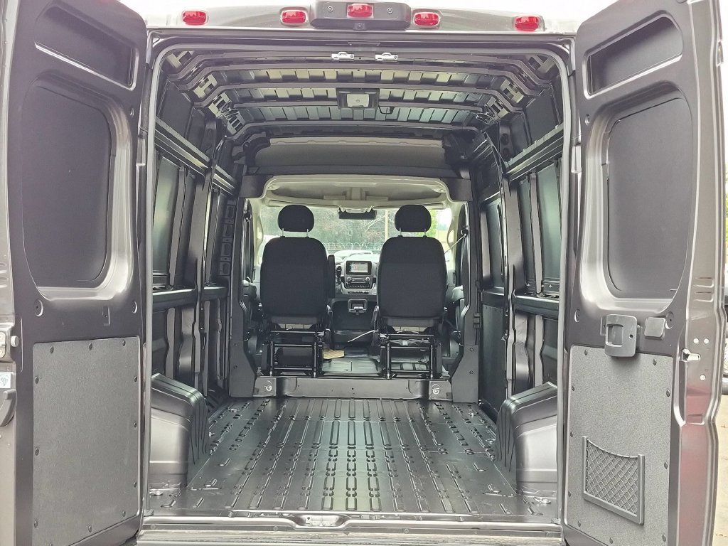 New 2027 RAM ProMaster 2500 w/ Convenience Group FWD image 10