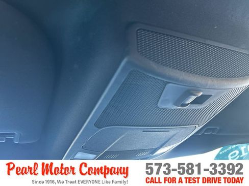 Used 2019 Ford F150 XLT w/ Equipment Group 302A Luxury AWD/4WD image 15