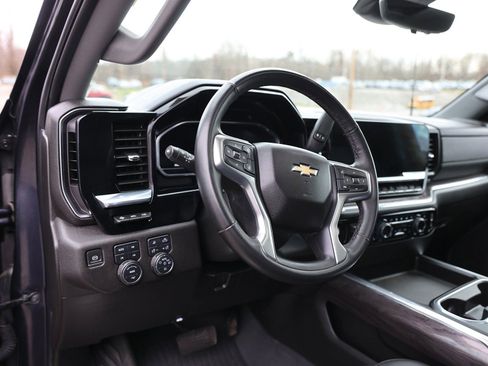 Certified 2024 Chevrolet Silverado 3500 LTZ w/ LTZ Premium Package image 21