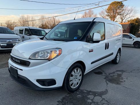 Used 2019 RAM ProMaster City Tradesman SLT image 3