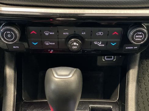 Used 2023 Jeep Compass Trailhawk image 21