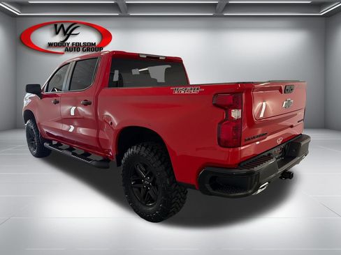 New 2026 Chevrolet Silverado 1500 Custom Trail Boss w/ LPO, Dark Essentials Package AWD/4WD image 9