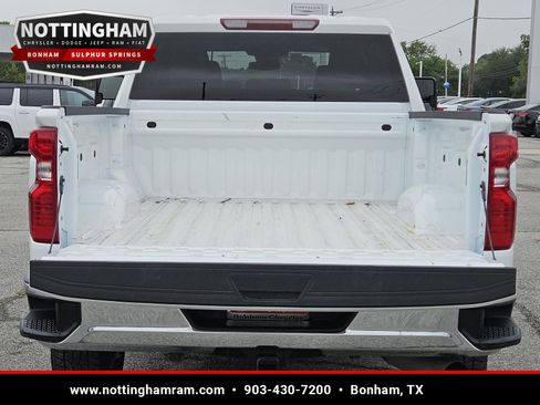 Used 2025 Chevrolet Silverado 2500 LT w/ Convenience Package AWD/4WD image 10