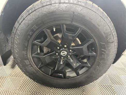 Used 2019 Nissan Frontier SV w/ Value Truck Package RWD image 10