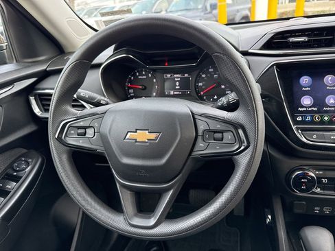 Used 2023 Chevrolet TrailBlazer LT w/ Convenience Package image 46