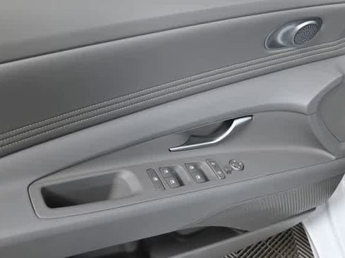 New 2026 Hyundai Elantra Sport image 32