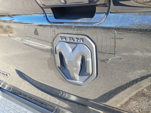 Used 2022 RAM 1500 Limited w/ Night Edition image 19