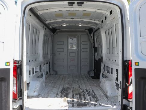 Used 2024 Ford Transit 250 148 Medium Roof RWD image 8