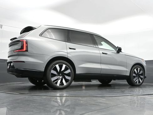 Used 2025 Volvo EX90 Ultra AWD/4WD image 41