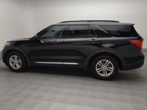 Used 2021 Ford Explorer XLT w/ Equipment Group 202A RWD image 3