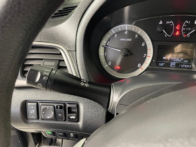 Used 2014 Nissan Sentra SV FWD image 13