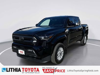 New 2025 Toyota Tacoma SR5